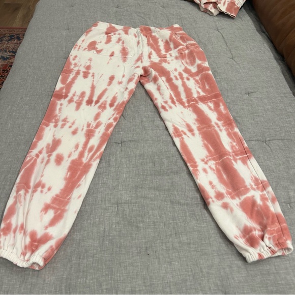 Loft Tie-Dye Lounge Set - Pink and White - Picture 10 of 14